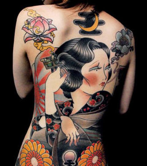 Frau rücken tattoo 250+ Tattoos