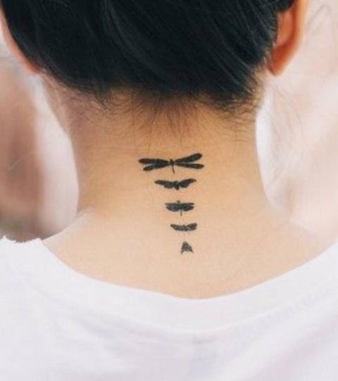 Hals frau sterne tattoo Tattoo