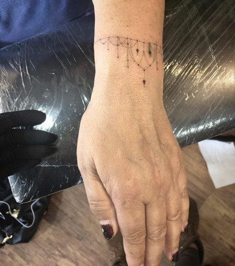 Frau arm tattoos am 250+ Tattoos