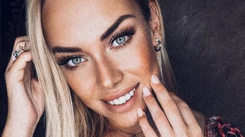 Influencerin Julia Holz Auf Ihre Krebsdiagnose Folgt Ein Heiratsantrag