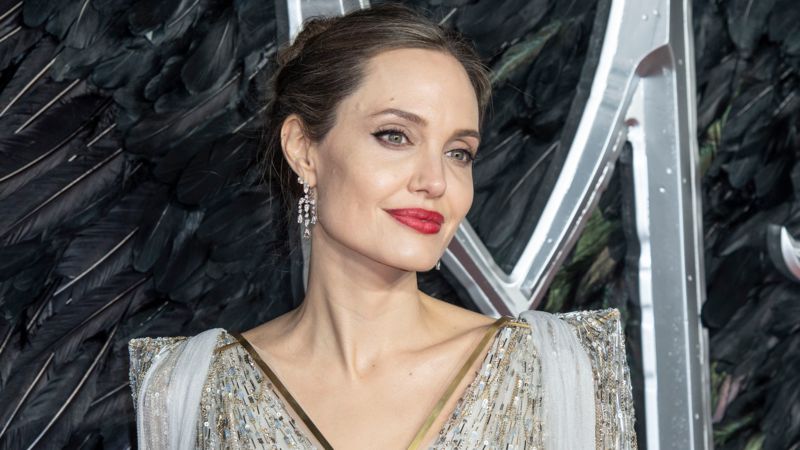 Nackt Angelina Kirsch  Angelina Jolie